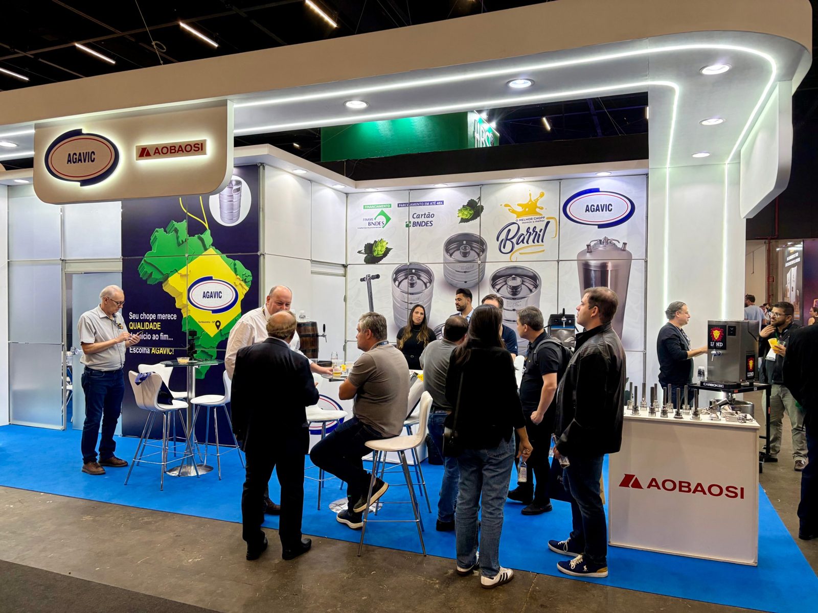 Gemeinsamer Messestand von AGAVIC und AOBAOSI auf der Brasil Brau 2026